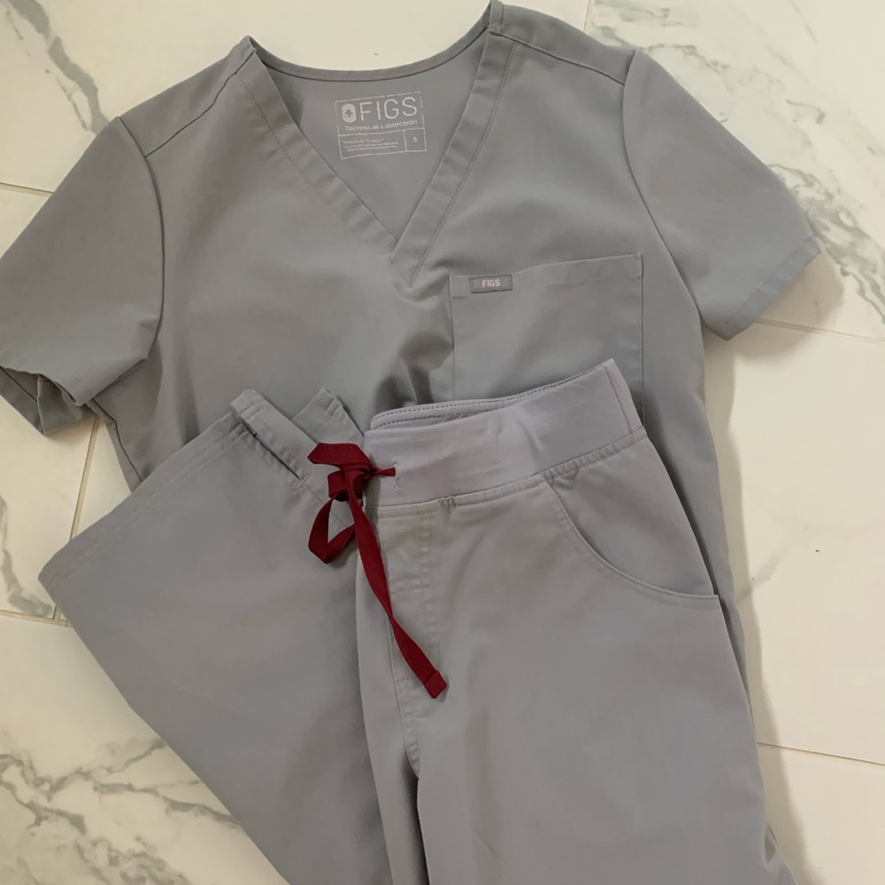 Figs scrubs - gray